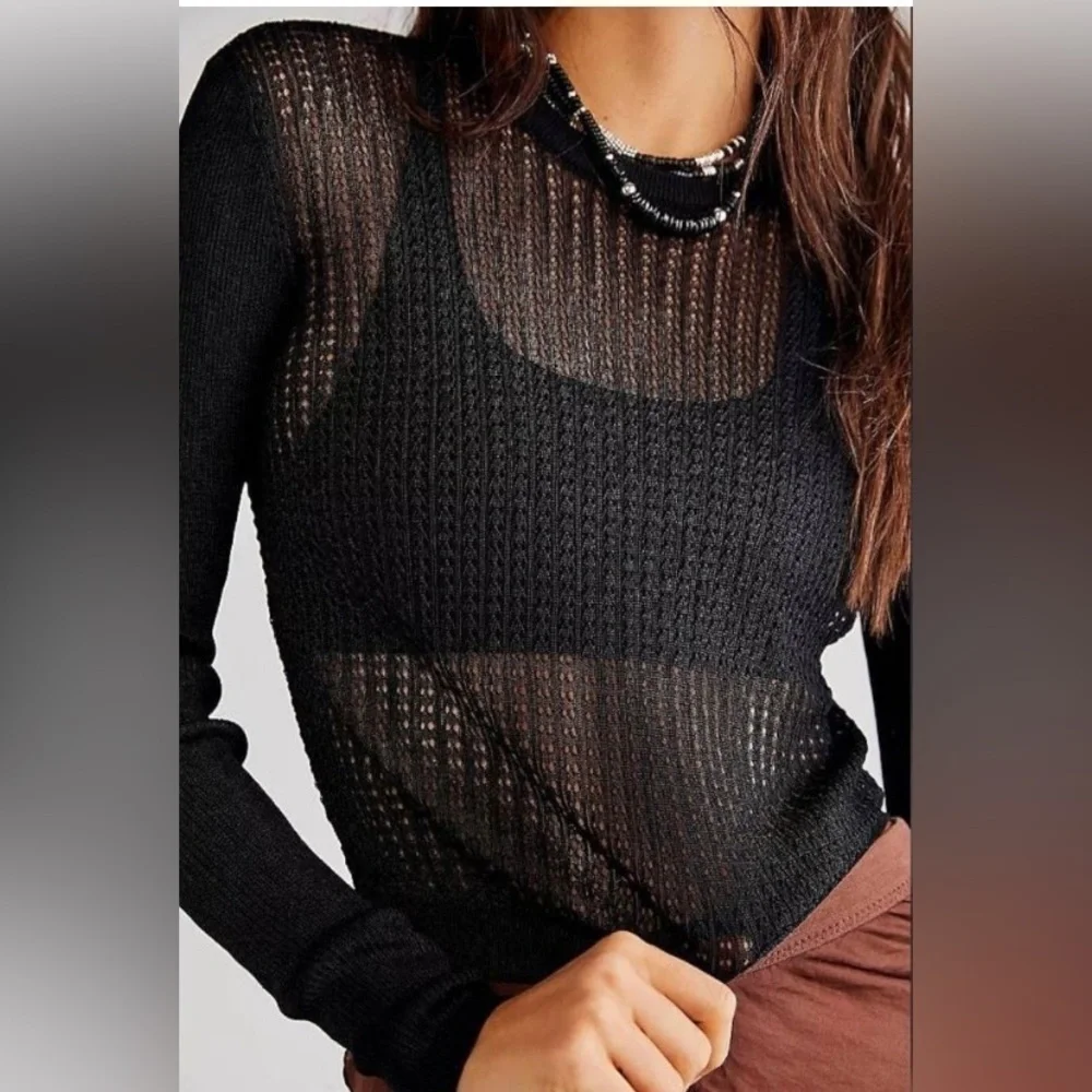 NWT Free People H2O Crew Pullover Open Weave Knit Crop Top Black Size S